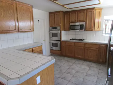 22913 Mariposa Rd, Tehachapi, CA 93561 photo 17