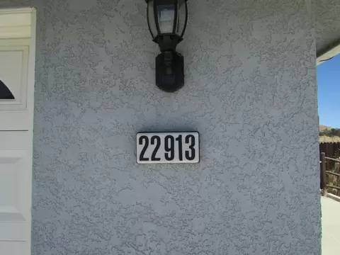 22913 Mariposa Rd, Tehachapi, CA 93561 photo 9