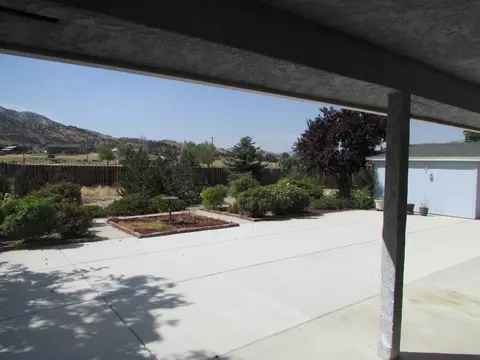 22913 Mariposa Rd, Tehachapi, CA 93561 photo 39