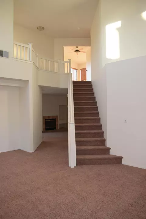 3237 Encelia Ln, Lancaster, CA 93536 photo 4