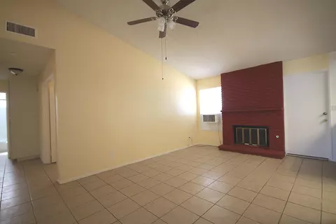 811 Avenue J9 E, Lancaster, CA 93535 photo 4