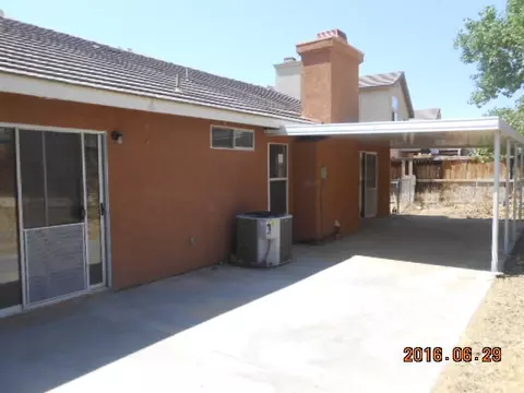 37041 Boxleaf Rd, Palmdale, CA 93550 photo 6