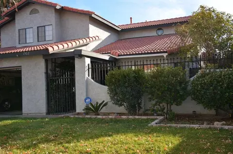 1302 Herzel, Lancaster, CA 93535 photo 2