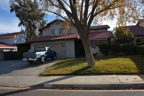1302 Herzel, Lancaster, CA 93535 photo 1