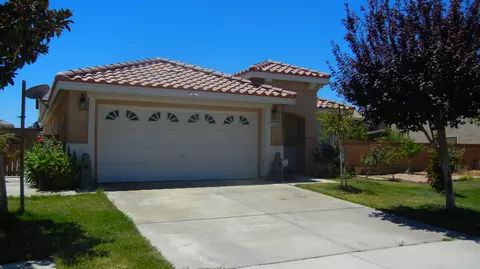 1810 Jackman St E, Lancaster, CA 93535 photo 1