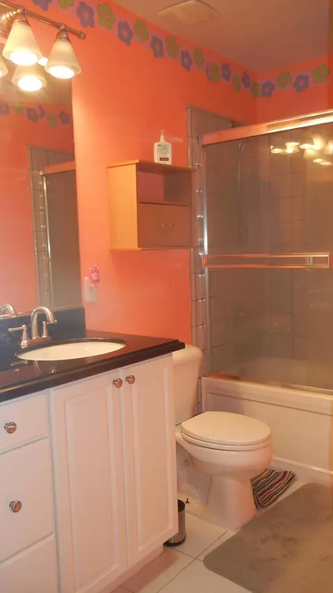 1810 Jackman St E, Lancaster, CA 93535 photo 9