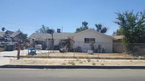 38621 2nd St E, Palmdale, CA 93550 photo 3