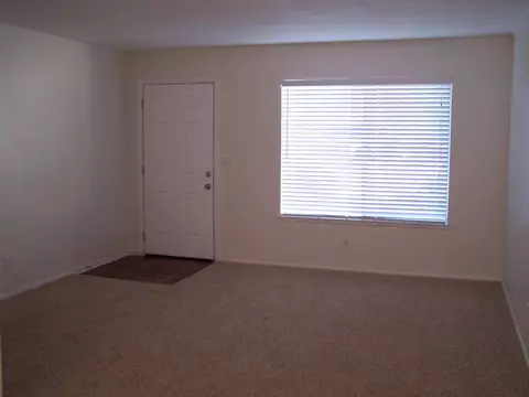 2230 Balmont St, Lancaster, CA 93536 photo 3