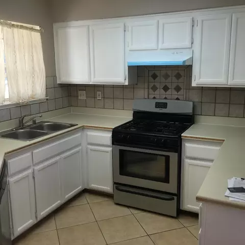 44709 Foxboro Ct, Lancaster, CA 93535 photo 6