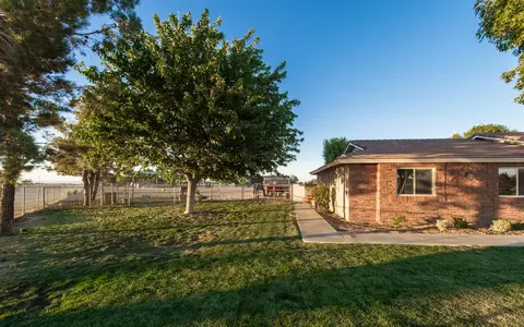 45006 42nd St E, Lancaster, CA 93535 photo 7