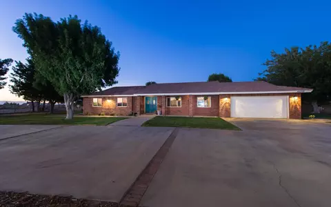 45006 42nd St E, Lancaster, CA 93535 photo 1