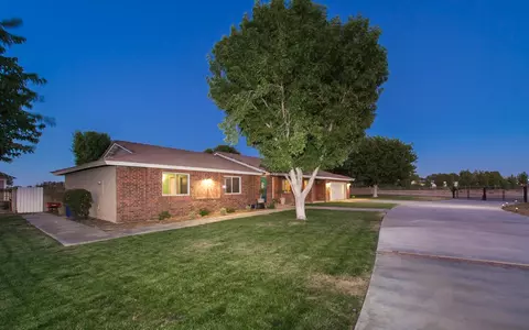 45006 42nd St E, Lancaster, CA 93535 photo 4
