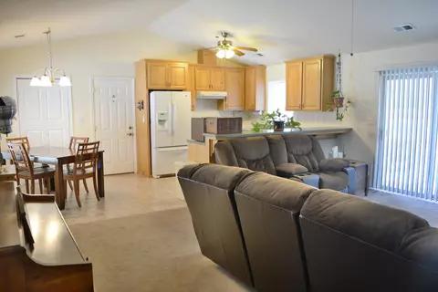 17201 Bold Venture Dr, Tehachapi, CA 93561 photo 8