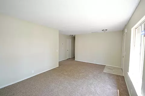 37304 Populus Ave, Palmdale, CA 93552 photo 3