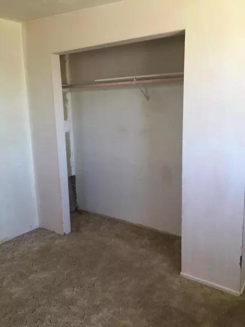 10406 Lone Butte Rd, Mojave, CA 93501 photo 2