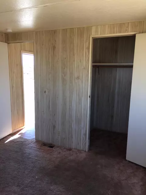 10406 Lone Butte Rd, Mojave, CA 93501 photo 12