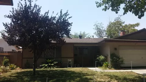 44543 Hanstead Ave, Lancaster, CA 93535 photo 1