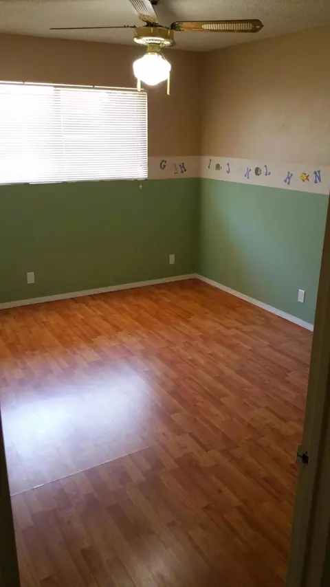 44543 Hanstead Ave, Lancaster, CA 93535 photo 16