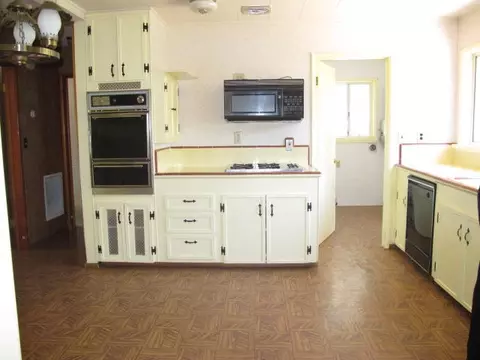 1220 Robin Rd, Wrightwood, CA 92397 photo 12