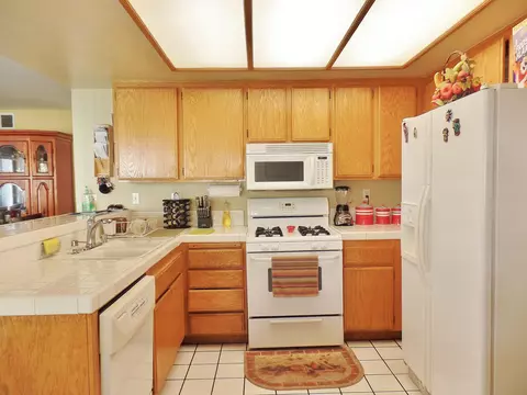 44514 Stonebridge Ln, Lancaster, CA 93536 photo 19