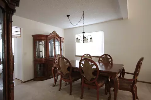 1333 Sun Ct, Lancaster, CA 93535 photo 5