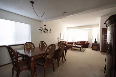 1333 Sun Ct, Lancaster, CA 93535 photo 4