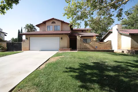 1333 Sun Ct, Lancaster, CA 93535 photo 1