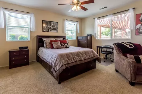 43819 Sondi Dr, Lancaster, CA 93536 photo 6
