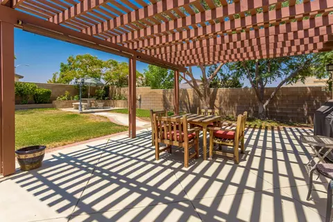 43819 Sondi Dr, Lancaster, CA 93536 photo 13