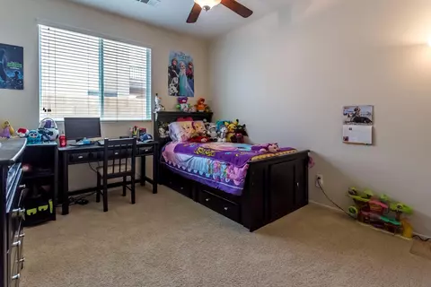 43819 Sondi Dr, Lancaster, CA 93536 photo 9