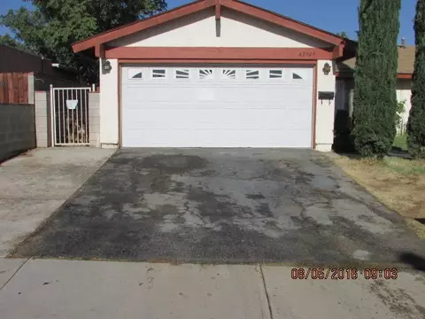 42909 Alexo Dr, Lancaster, CA 93536 photo 2