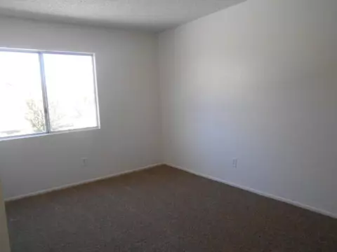 3253 Honeysuckle Ave, Palmdale, CA 93550 photo 12