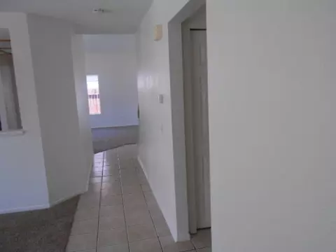 3253 Honeysuckle Ave, Palmdale, CA 93550 photo 7