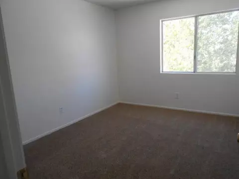 3253 Honeysuckle Ave, Palmdale, CA 93550 photo 10
