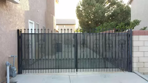 44125 Sunmist Ct, Lancaster, CA 93535 photo 4