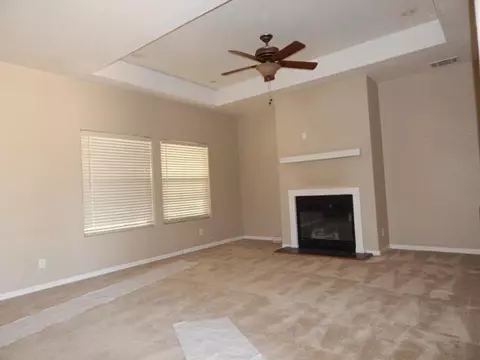 27401 Man O War Dr, Tehachapi, CA 93561 photo 3