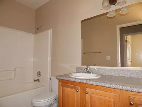 27401 Man O War Dr, Tehachapi, CA 93561 photo 14