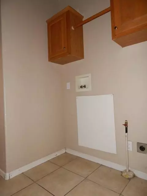 27401 Man O War Dr, Tehachapi, CA 93561 photo 28