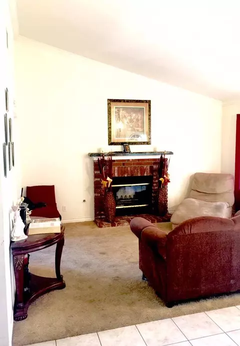 38044 Raintree Ln, Palmdale, CA 93552 photo 5