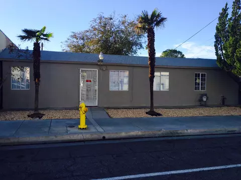 38529 6th St E, Palmdale, CA 93550 photo 1
