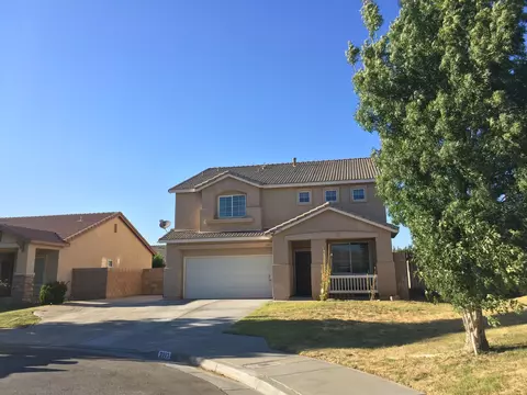 2003 Astor Ct, Lancaster, CA 93536 photo 4