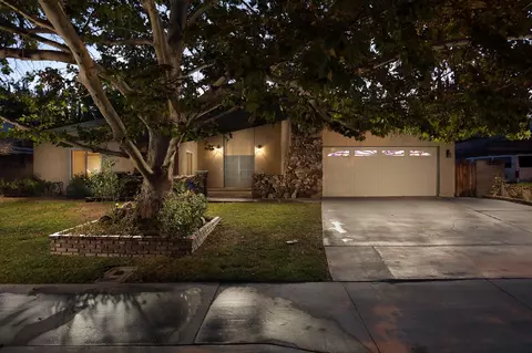 44056 Halcom Ave, Lancaster, CA 93536 photo 1