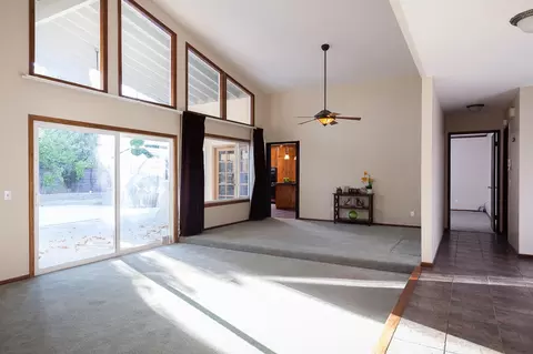 44056 Halcom Ave, Lancaster, CA 93536 photo 8