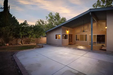 44056 Halcom Ave, Lancaster, CA 93536 photo 3