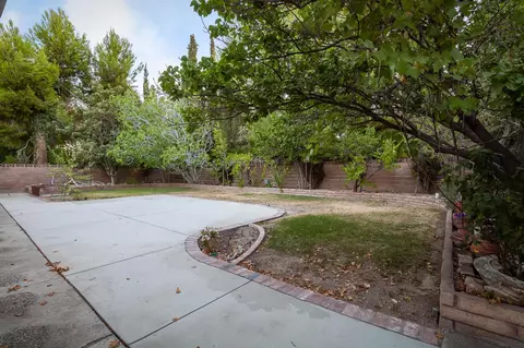 44056 Halcom Ave, Lancaster, CA 93536 photo 19