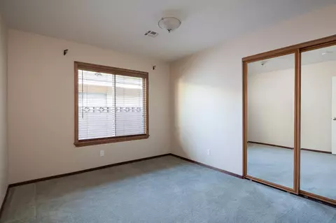 44056 Halcom Ave, Lancaster, CA 93536 photo 18