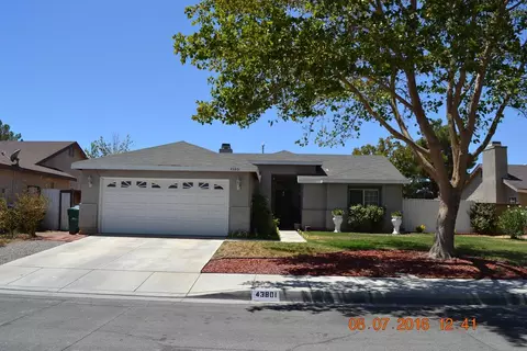 43801 Serenity Ct, Lancaster, CA 93535 photo 1
