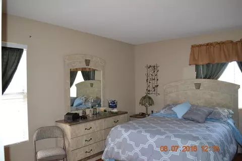 43801 Serenity Ct, Lancaster, CA 93535 photo 9