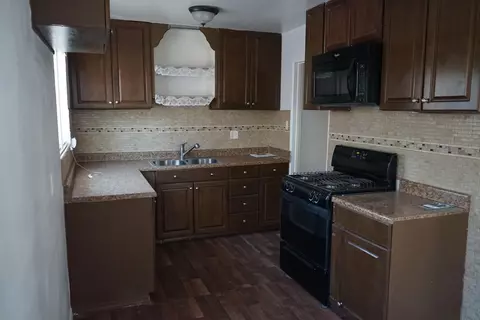 302 Ave J E, Lancaster, CA 93535 photo 10