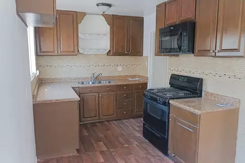 302 Ave J E, Lancaster, CA 93535 photo 9